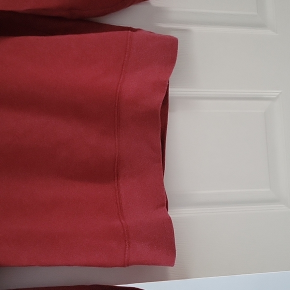 The North Face Red Sweater - Picture 4 of 5